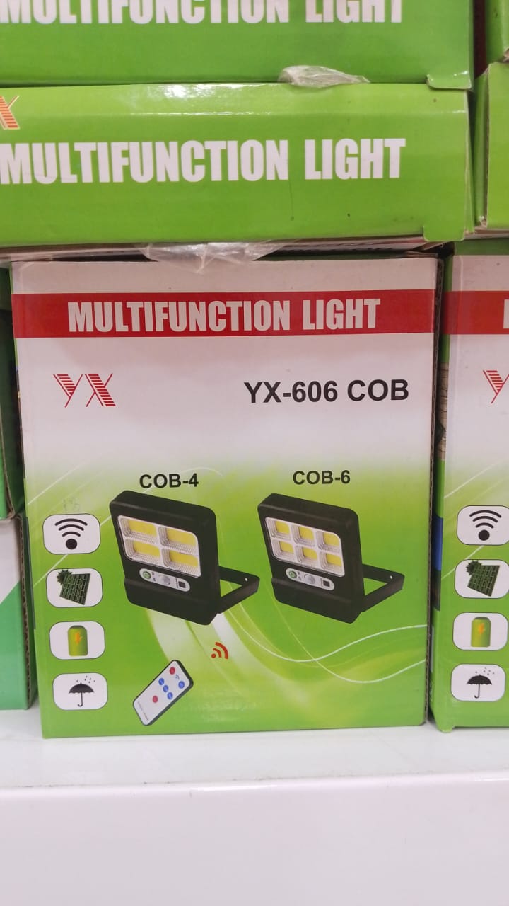 Mini led reflektor solarni